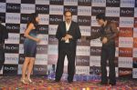 Shahrukh Khan unveils CInthol-Ra.one Deo in Filmcity, Mumbai on 4th Oct 2011 (20).JPG